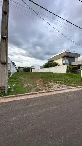 Vendo Lote Terras Alphaville 1 com  305 metros quadrados em Uruguai - Teresina - PI