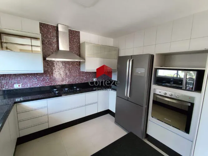 Casa com 353m² 4 quartos, à venda, no bairro Capão da Imbuia em Curitiba