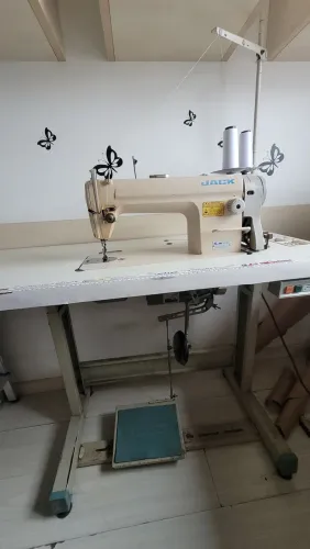 Máquina Reta Jack 8700