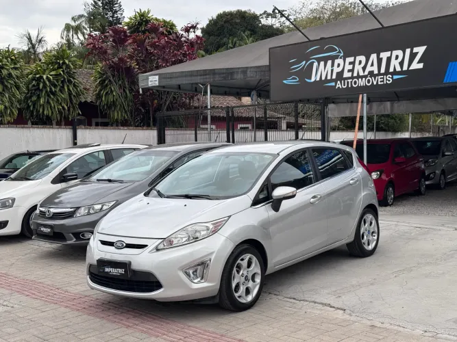 Ford Fiesta SE 1.6 16V Flex 5P 2012