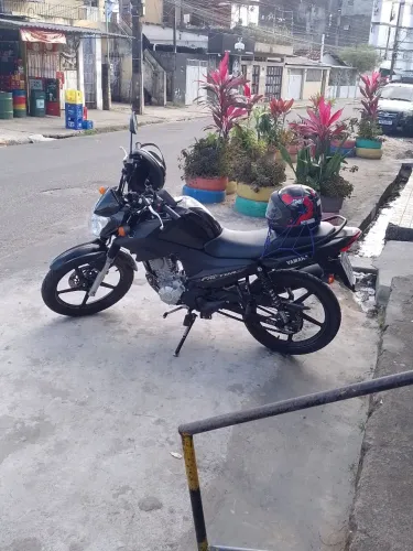 Dou essa factor como entrada e assumo as parcelas de uma moto de maior cilindrada 
