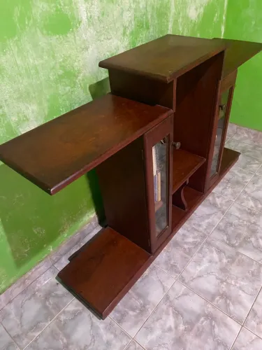 Rack de Madeira Clássico 