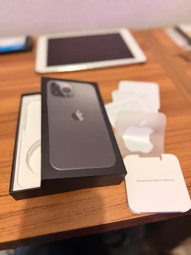 Caixa iPhone 13 Pro Max
