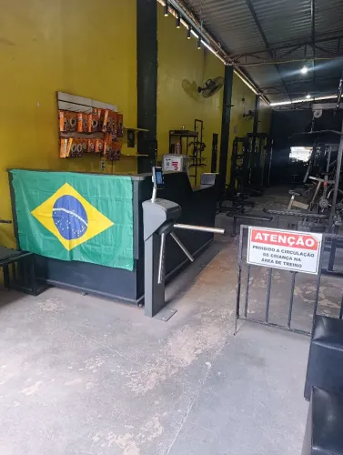Academia completa 130 mil