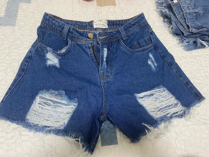 Short jeans