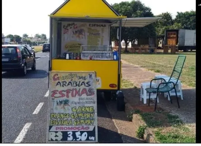 Trailer vendo ou troco