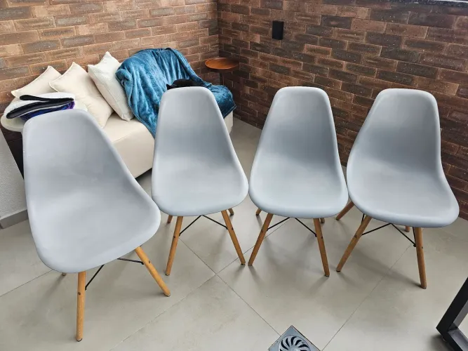 4 cadeiras