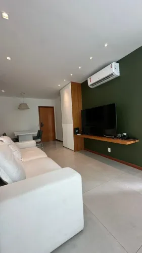 Apartamento mobiliado para alugar na Praia do Canto, 2 vagas