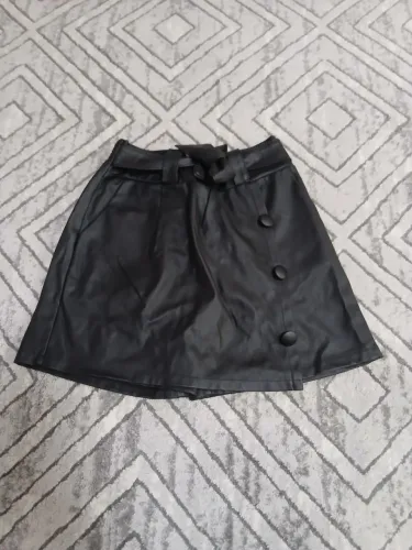 Short saia infantil