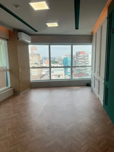 Sala Comercial Padrão tem 36 metros quadrados em Consolação - São Paulo - SP