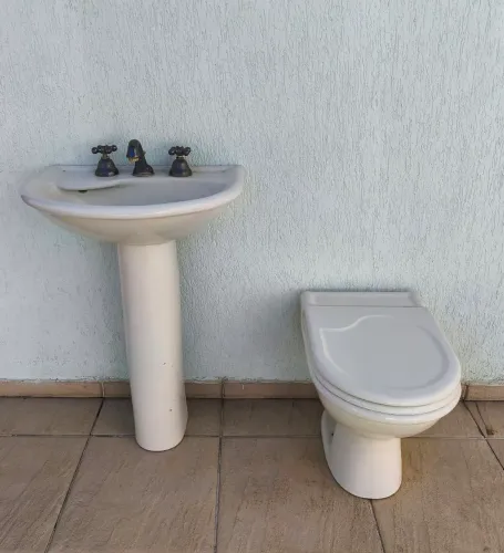 Vaso e Pia Incepa com Metais Ótimo Estado 