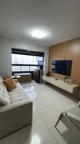 Alto Padrão com Vista Mar  3 Quartos Reformado e Andar Alto!