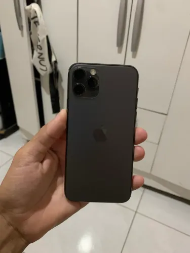 iPhone 11 Pro 64gb todo original