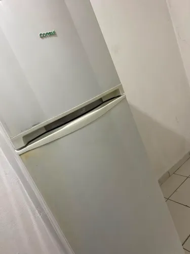 GELADEIRA EM PERFEITO ESTADO