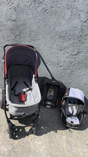 CarriCarrinho Moisés e bebe conforto c/base Kiddo