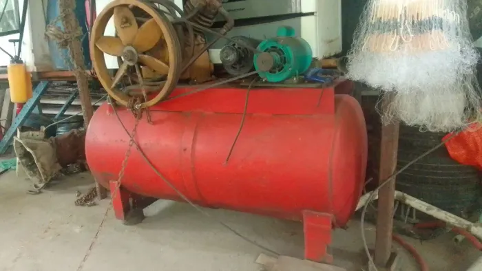 Compressor Trifásico industrial 5HP 130 litros