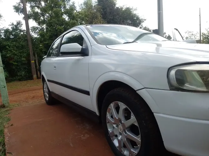Chevrolet Astra GL 1.8 MPFI 3P 1999