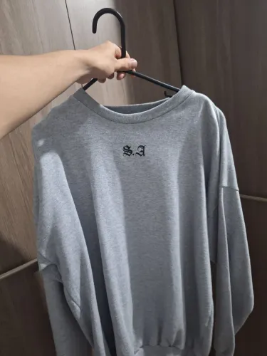 Moletom oversized cinza