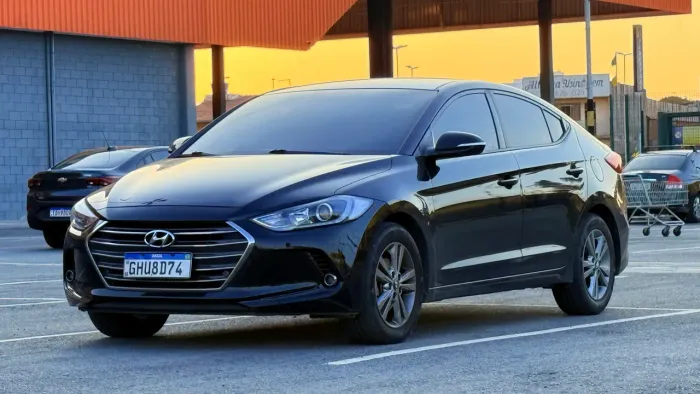 Hyundai Elantra Special Edit. 2.0 16V Flex Aut. 2017
