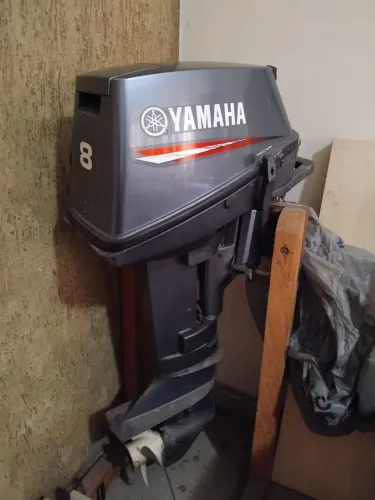 Vende motor Yamaha 8 Hp 2008