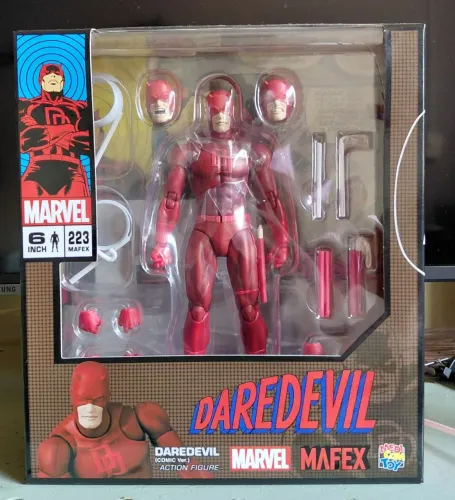 Mafex - Daredevil (Lacrado)