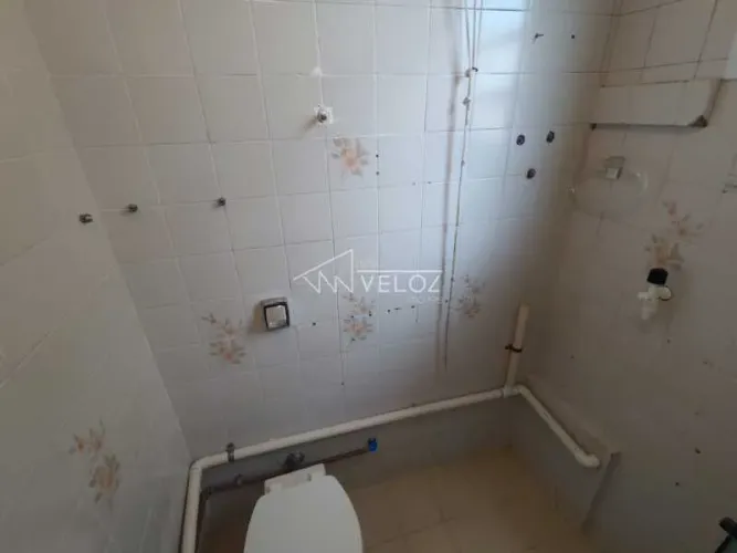 Apartamento : / Residencial / Glória