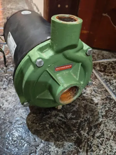 Bomba centrífuga 2 cv Schneider trifásica
