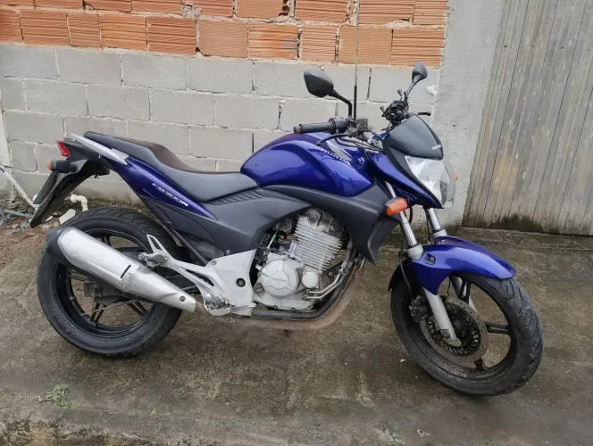 Honda CB 300 2011