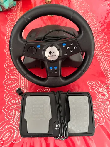 Volante Logiteck PS2