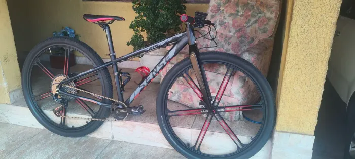 Bicicleta aro 29 toda Shimano (bike única)