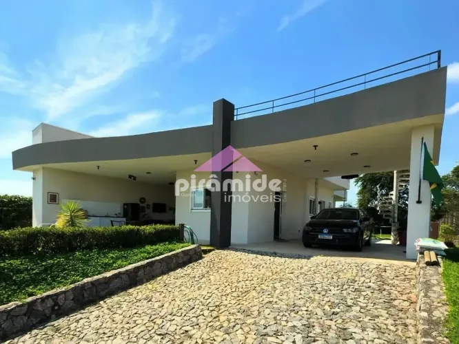 Casa Térrea de Alto Padrão com 3 Suítes, à venda, 236 m² por R$ 1.800.000 - Condomínio Lag