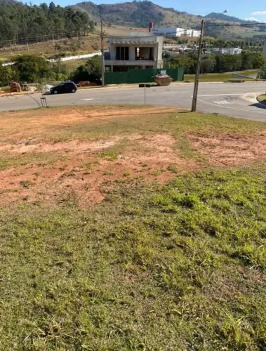 Condomínio Vale das Águas Terrw no com 547 m2 com Projeto Aprovado