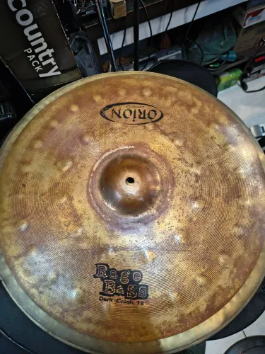 Crash Orion reage Bass 18" super barato com pqna rachadura