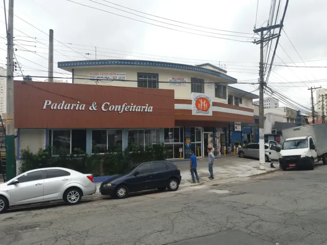 Ponto comercial, antiga padaria, no Jardim da Saúde,