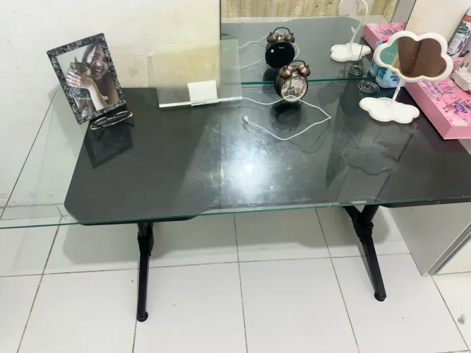 MESA E VIDRO