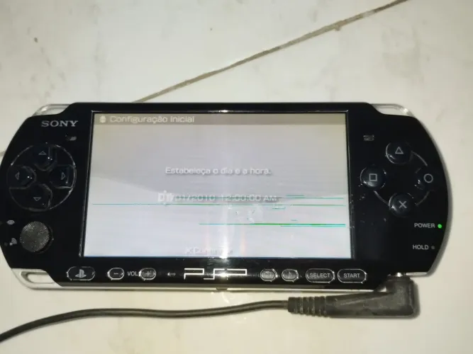 PSP 3000 SLIM (3001) + 1 jogo da sua preferência
