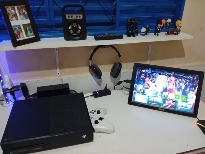 Vendo Xbox One Com Monitor