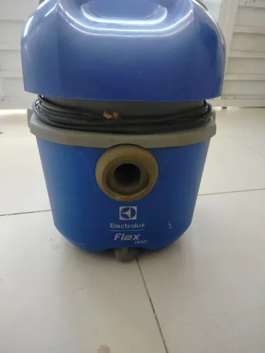 Aspirador de pó Electrolux Flex 1400