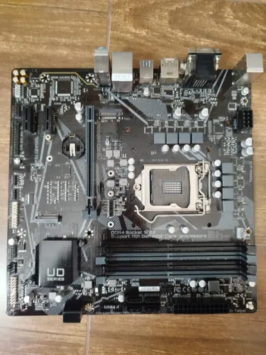 Placa-mãe Gigabyte B560M-DS3H LGA1200 DDR4 M.2 NVMe USB 3.2