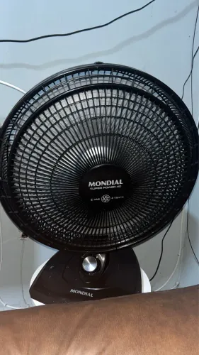 Ventilador para vender em perfeito estado , funcionando tudo
