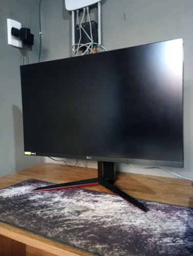 Monitor LG UltraGear 144hz 27' 1ms