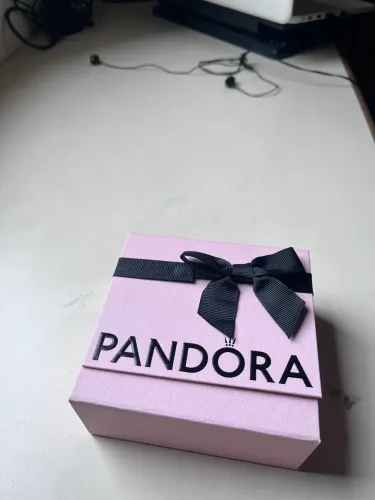 Conjunto colar e brincos Pandora 