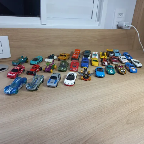 LOTE HOTWHEELS