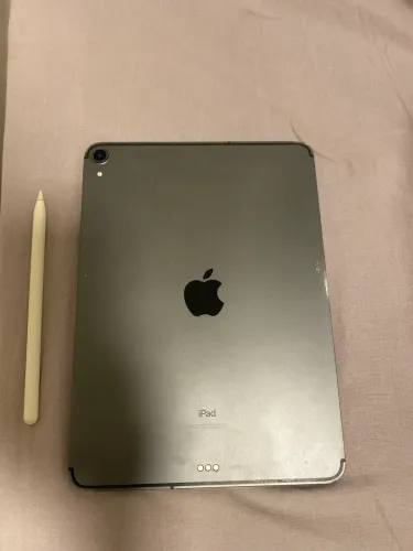 ? iPad Air + Apple Pencil (2ª geração) - Leia a descrição
