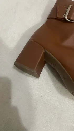 Botas
