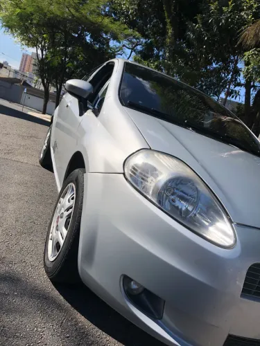 Fiat Punto ELX 1.4 Fire Flex 8V 5P 2010