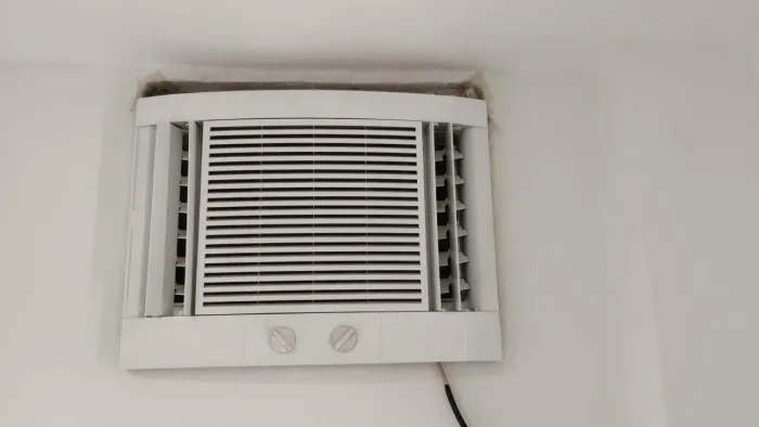 Ar-condicionado de janela eletrolux 7.500 btus