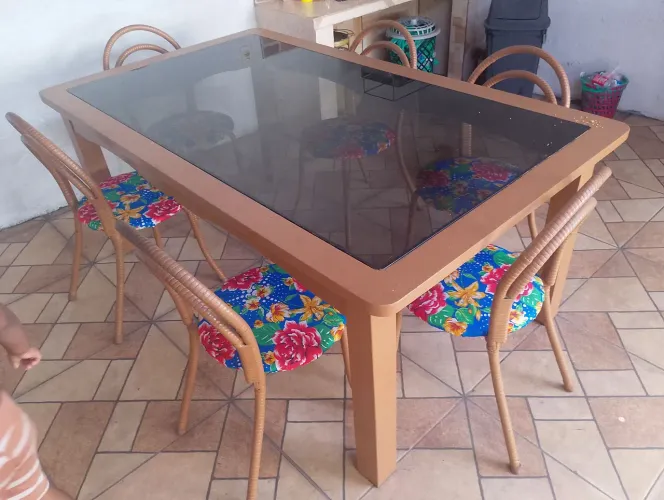 Mesa grande para varandas e quintal