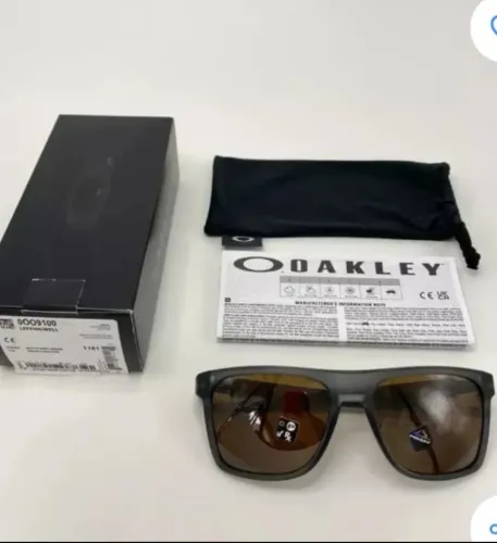 Vendo um óculos de marca