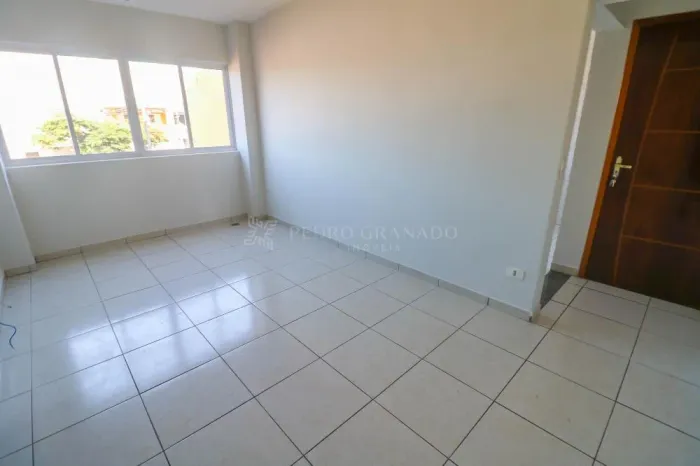 Apartamento 02 Dormitórios - Vila Marumby